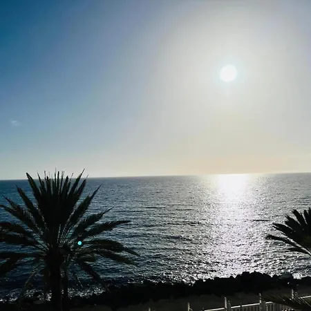 In Playa De With Sea Views Dom wakacyjny